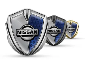 Nissan Insignias de Coche Diseño Carrera Borde Metal Lustroso